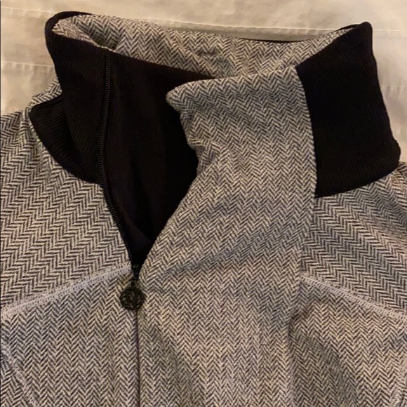 Lululemon Sweater - Picture 3 of 5